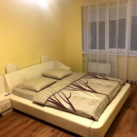 Gil Apartments, Lermontova 1a, Centre Apartmán